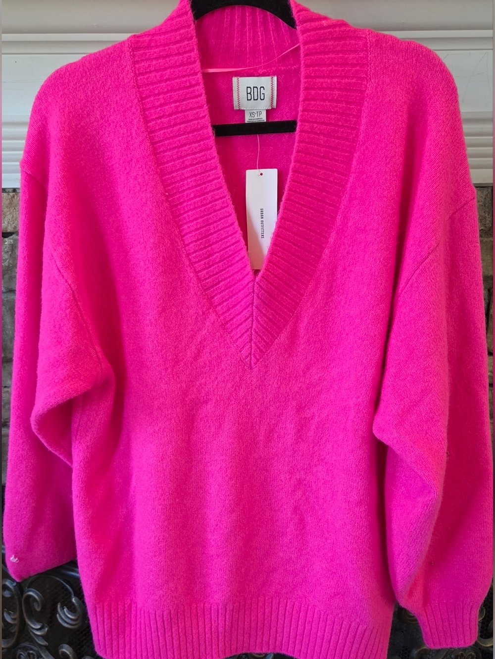 BDG Women's Hot Pink V-Neck Sweater